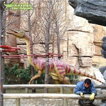 Ornithomimus animatronico