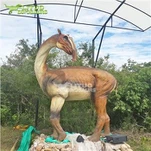 Macrauchenia animatronica